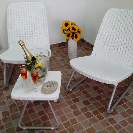 Maison Romantique Apartment Santa Maria di Castellabate
