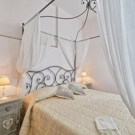 Maison Romantique Apartment