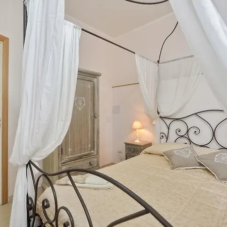 Maison Romantique Apartment *